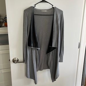 Zara gray Cardigan. Size M